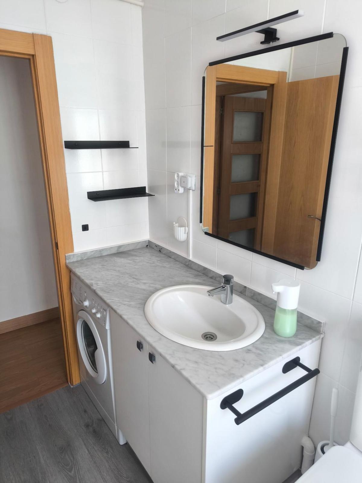 Acogedora Y Con Encanto En Centro De Apartamento León